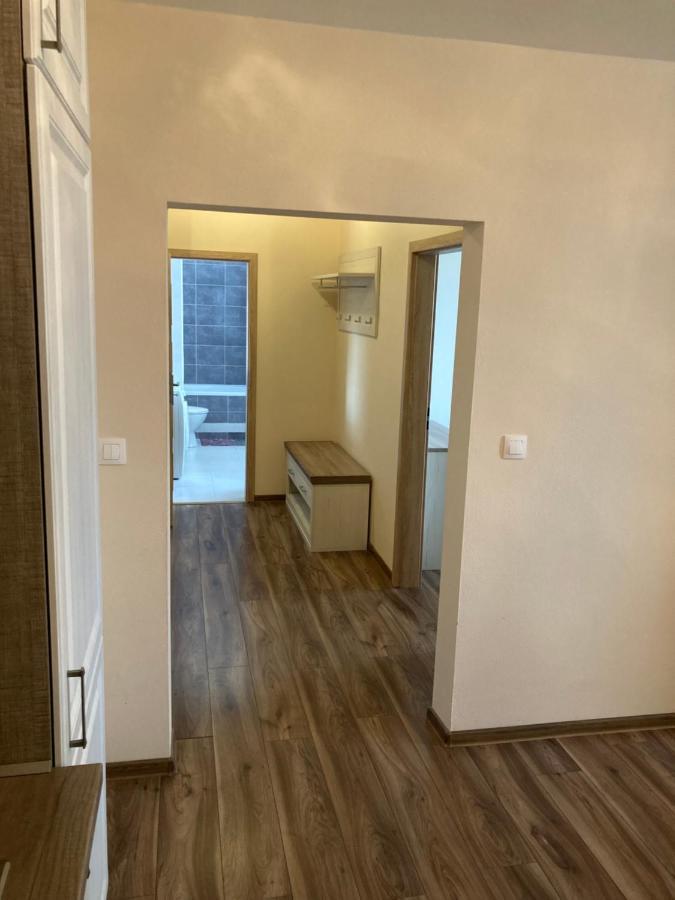 2 Rooms Apartment In Michalovce Extérieur photo